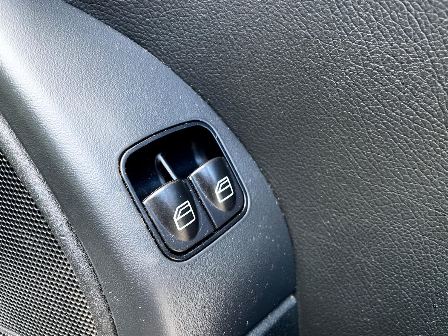 Used Mercedes-Benz CLC Class 2010 for sale - 76327973: Photo 21