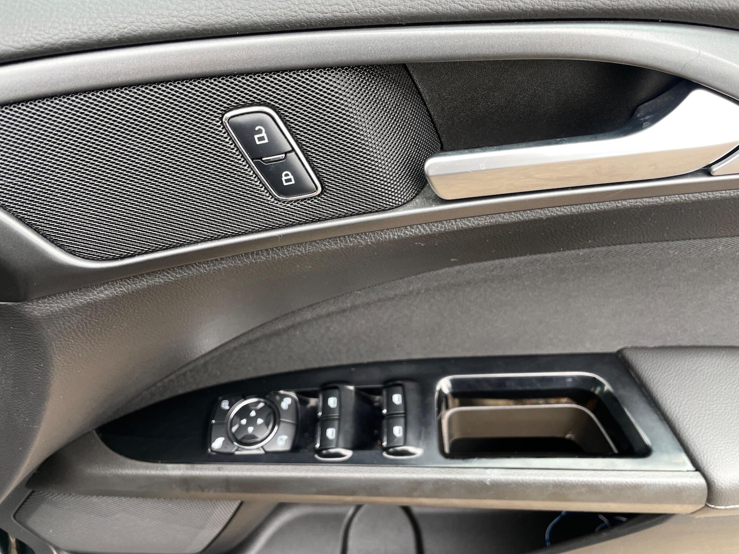 Used Ford Mondeo 2016 for sale - 77771387: Photo 21