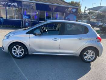 Used Peugeot 208 2018 for sale - 74906903: Photo