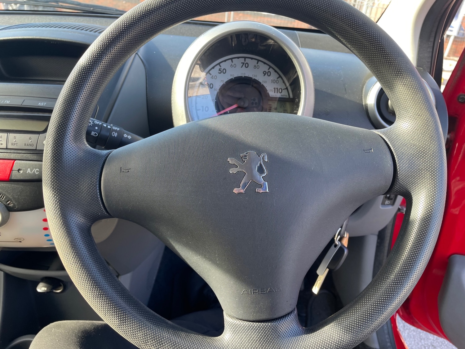 Used Peugeot 107 2009 for sale - 77453031: Photo 14