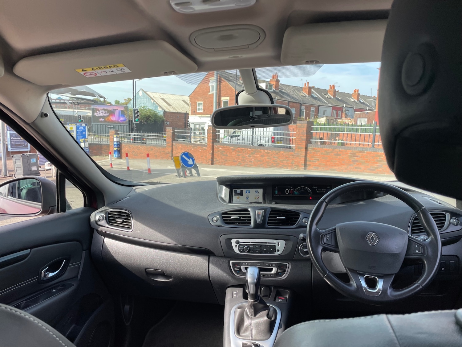 Used Renault Scenic 2015 for sale - 77622207: Photo 13