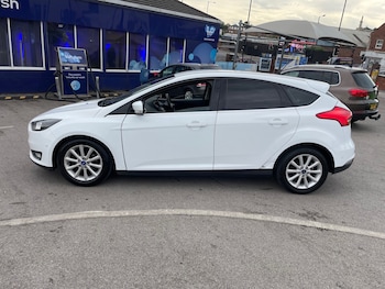 Used Ford Focus 2015 for sale - 79369058: Photo