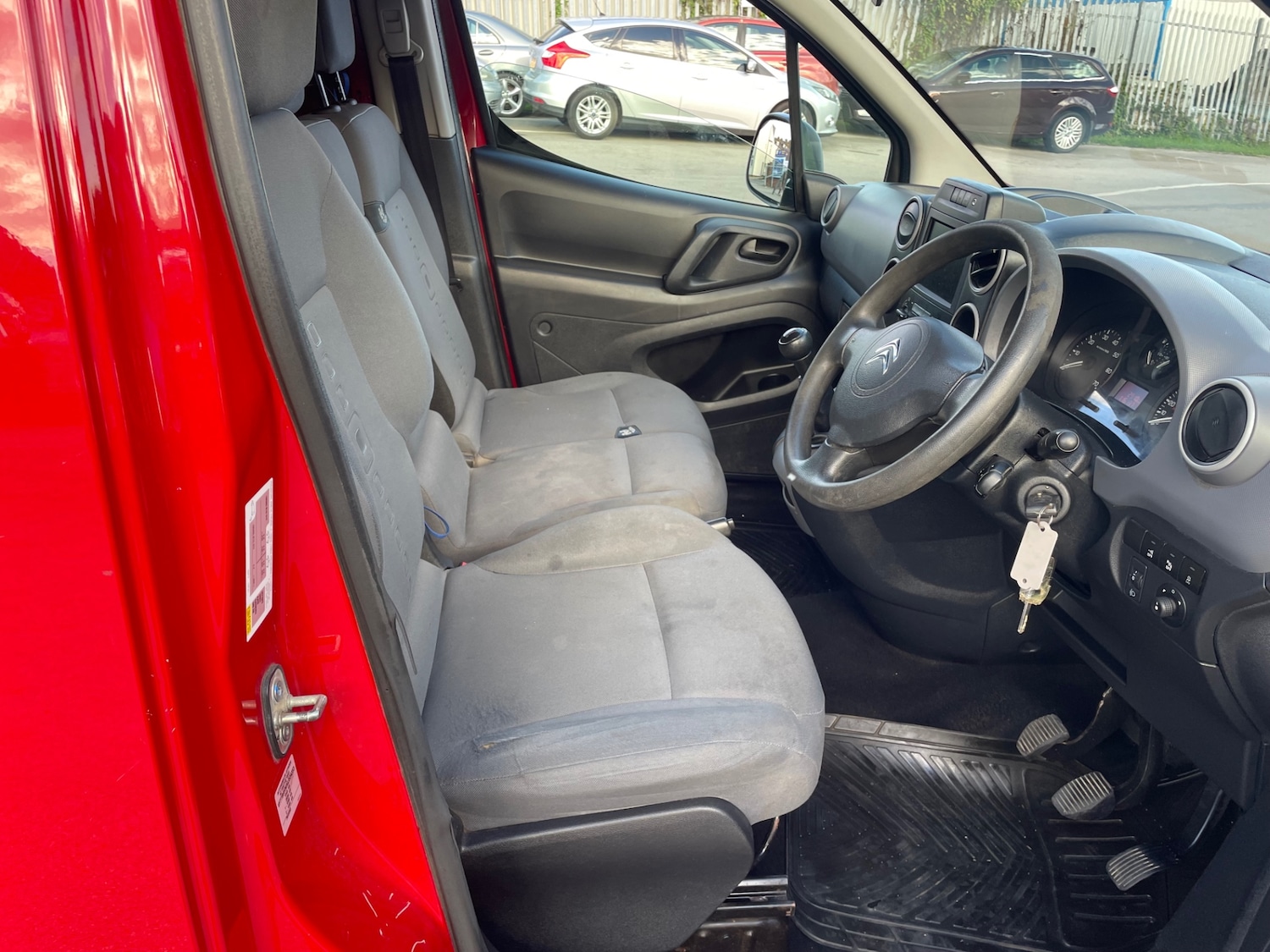 Used Citroen Berlingo 2016 for sale - 76510501: Photo 12