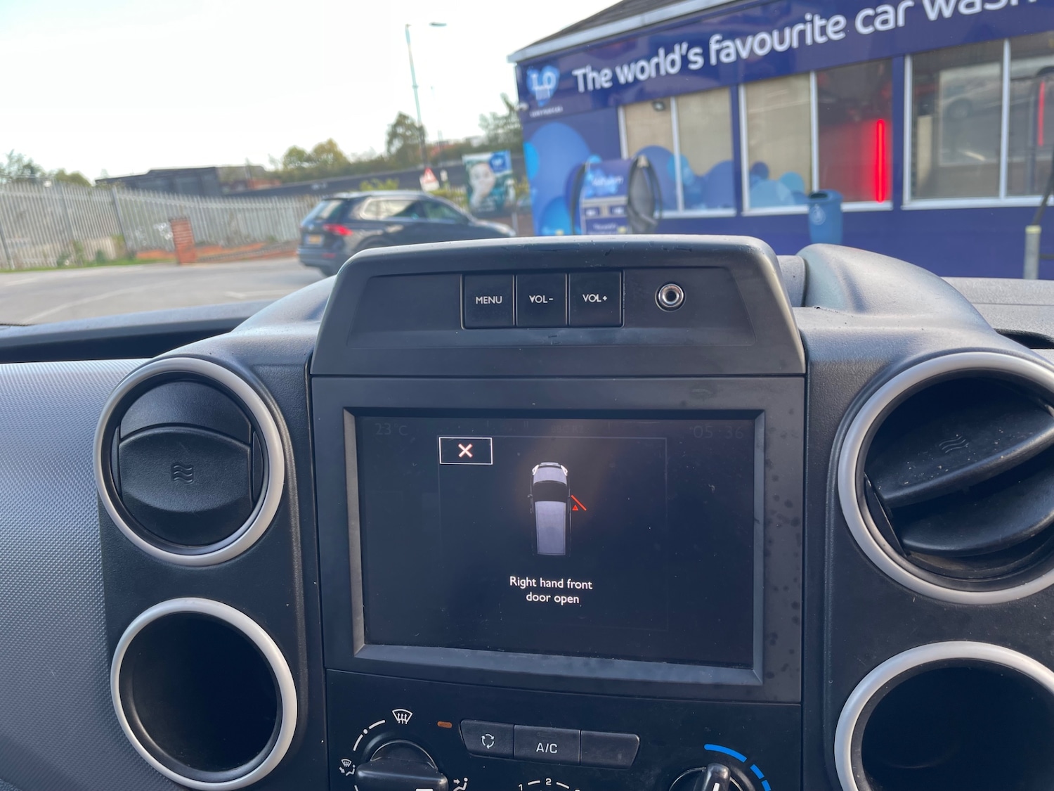 Used Citroen Berlingo 2016 for sale - 76510501: Photo 13