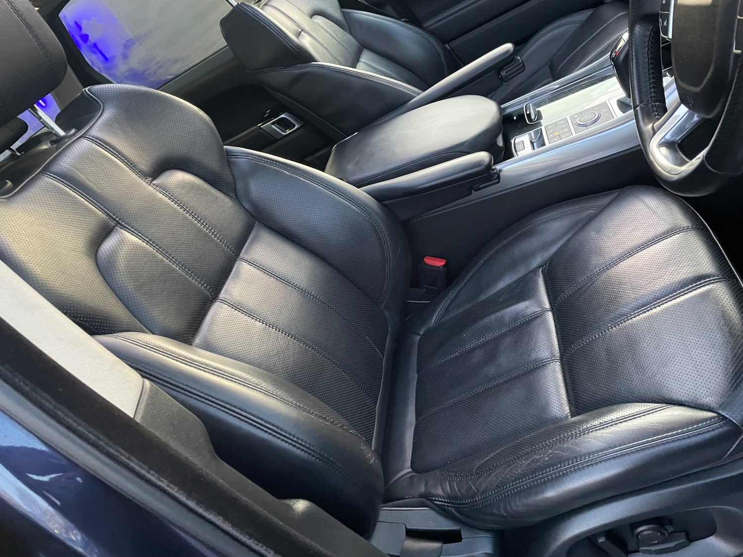 Used Land Rover Range Rover Sport 2016 for sale - 76963661: Photo 18