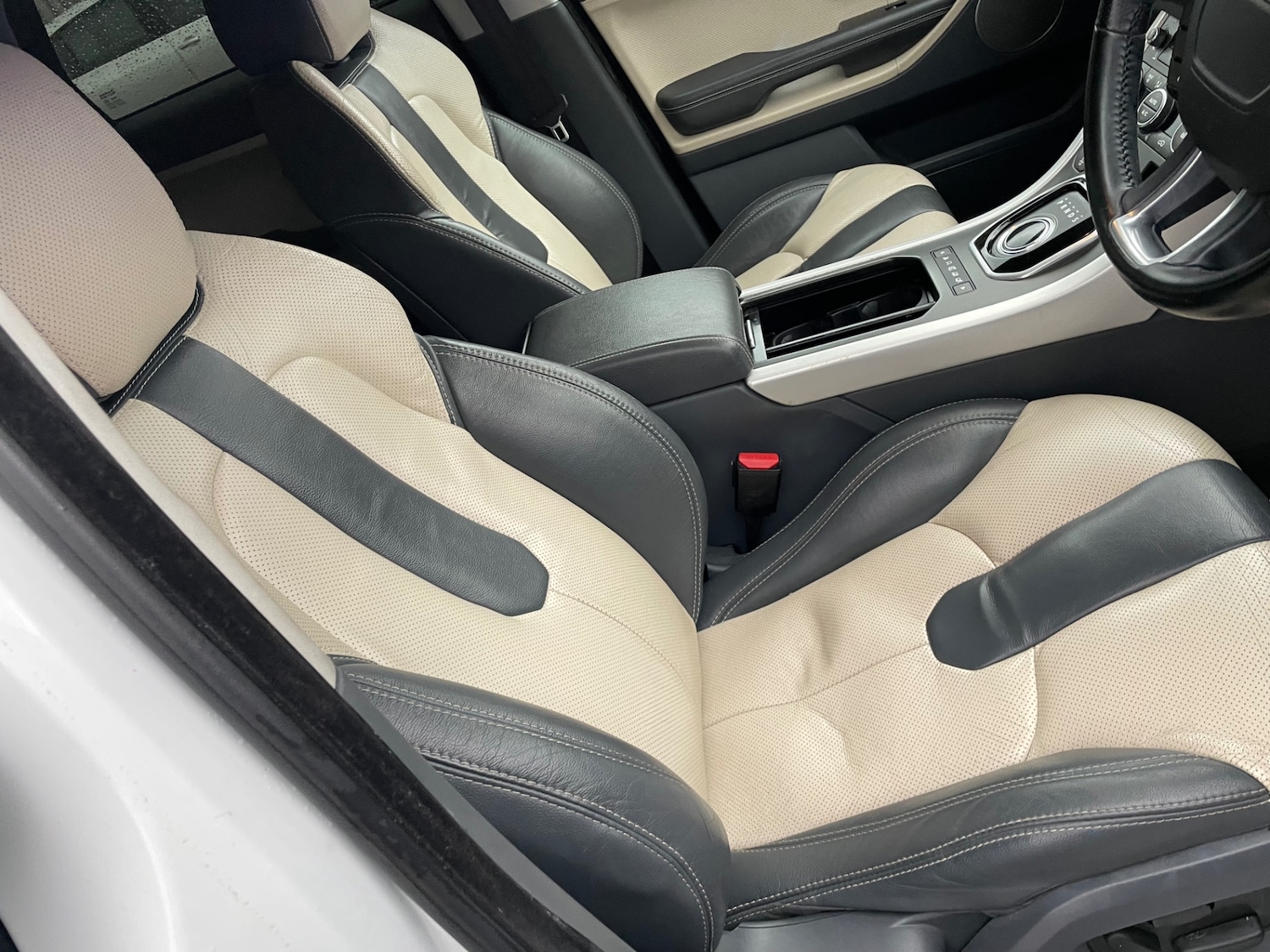 Used Land Rover Range Rover Evoque 2012 for sale - 76165380: Photo 15