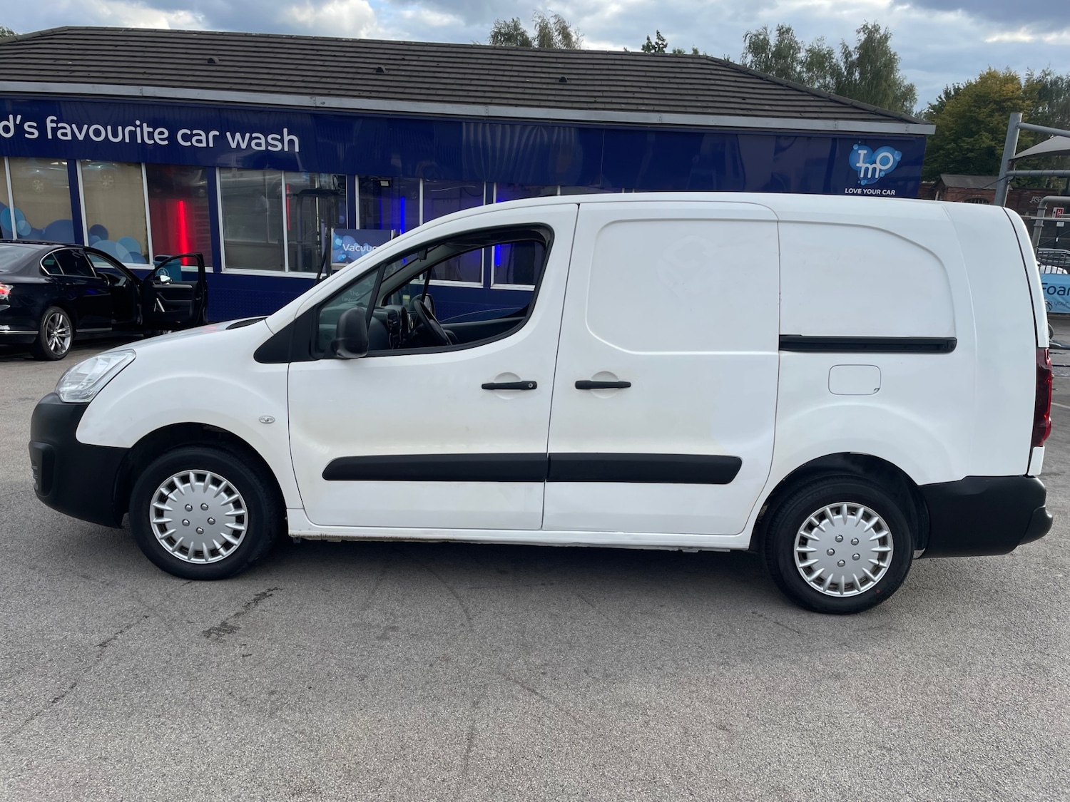 Used Peugeot Partner 2019 for sale - 77289268: Photo 4