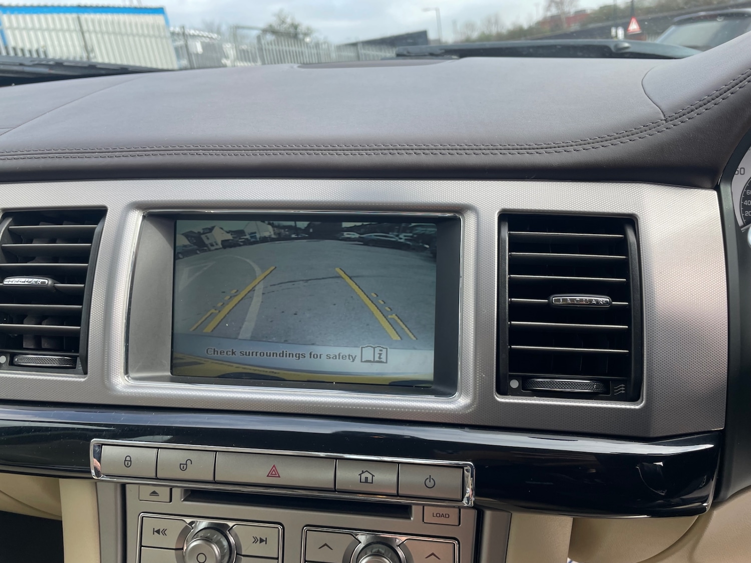 Used Jaguar XF 2011 for sale - 78109682: Photo 21