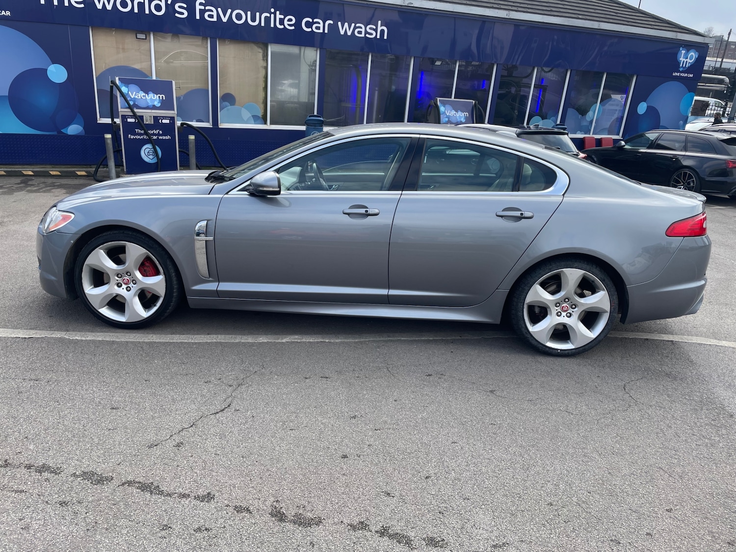 Used Jaguar XF 2011 for sale - 78109682: Photo 4