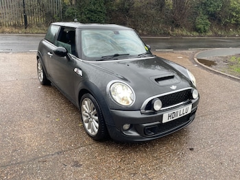 MINI Hatch feature image