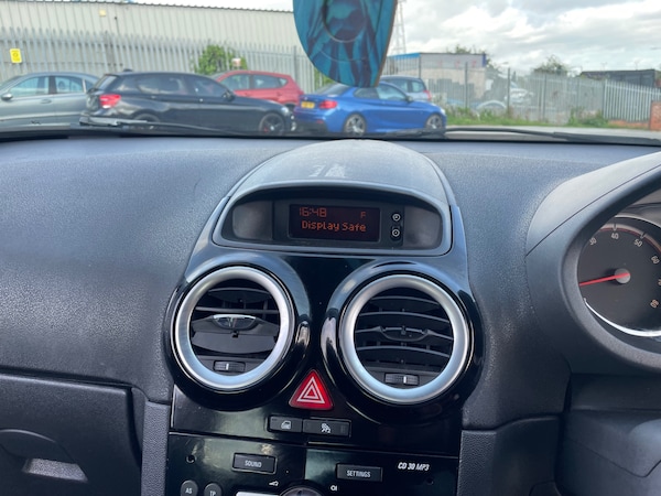 Used Vauxhall Corsa 2011 for sale - 76163845: Photo 16