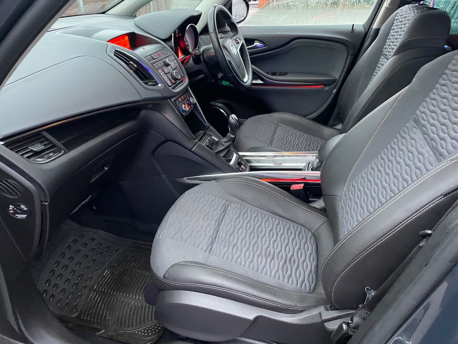 Used Vauxhall Zafira 2013 for sale - 76368799: Photo 12