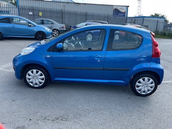 Used Peugeot 107 2012 for sale - 78770700: Photo