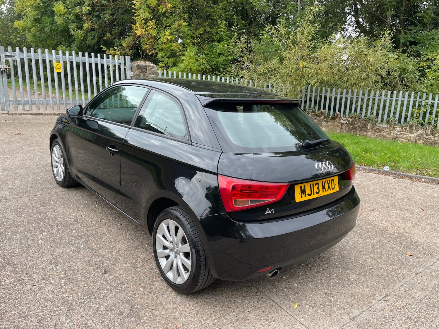 Used Audi A1 2013 for sale - 76097016: Photo 5