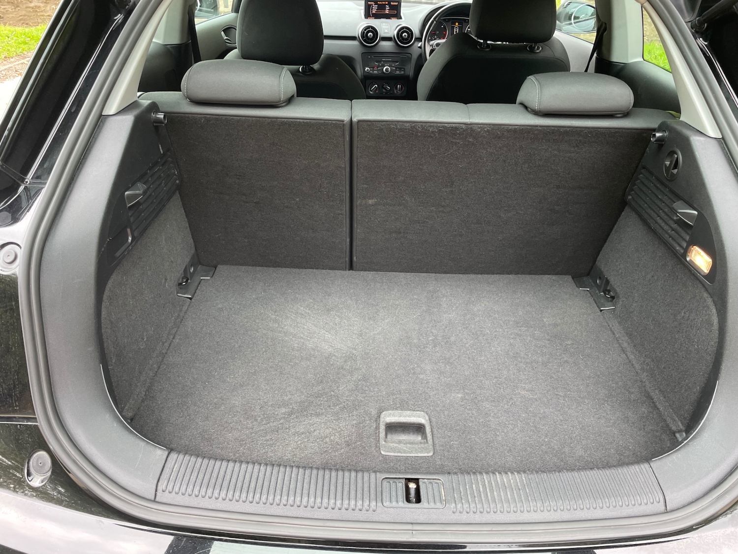 Used Audi A1 2013 for sale - 76097016: Photo 9