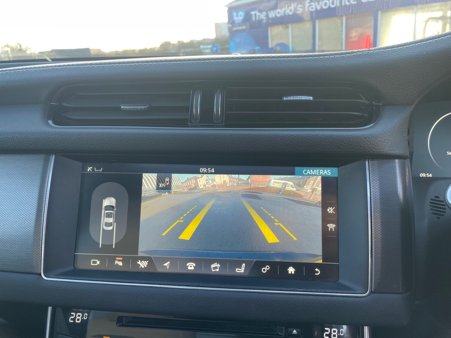 Used Jaguar XF 2016 for sale - 77681571: Photo 23