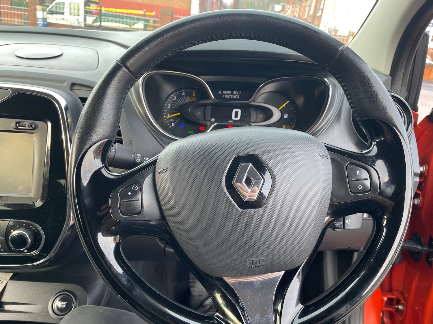 Used Renault Captur 2015 for sale - 77240342: Photo 15