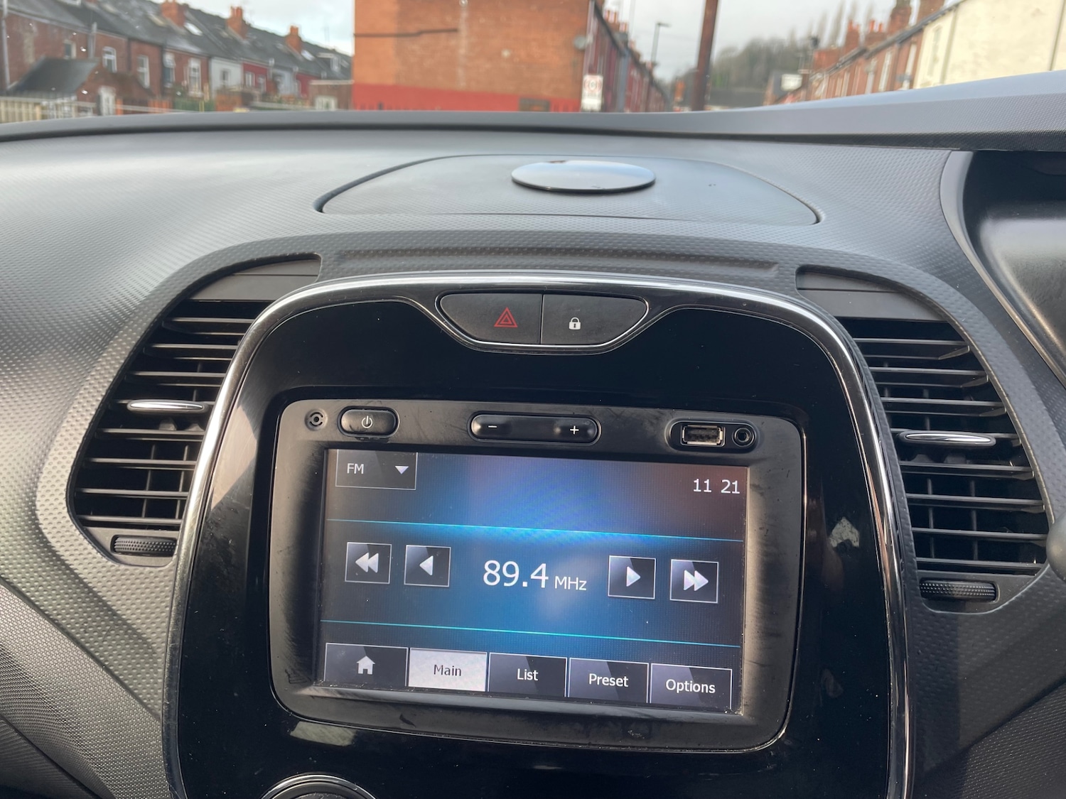 Used Renault Captur 2015 for sale - 77240342: Photo 16