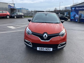 Used Renault Captur 2015 for sale - 77240342: Photo