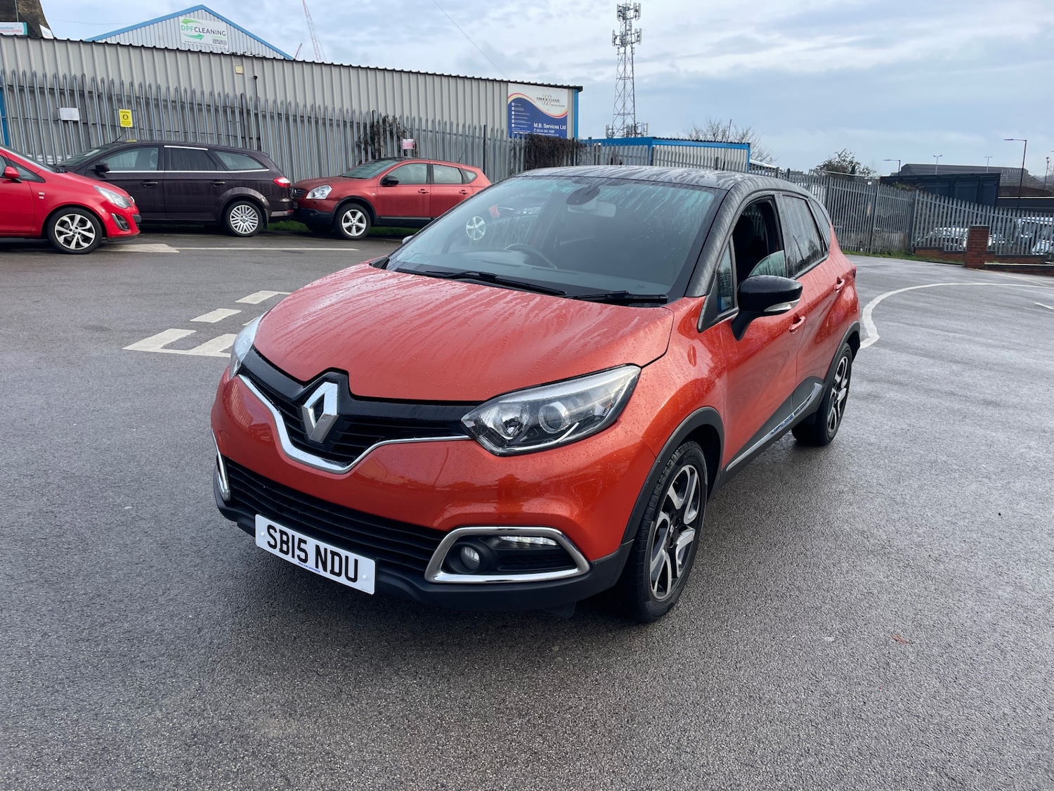 Used Renault Captur 2015 for sale - 77240342: Photo 3
