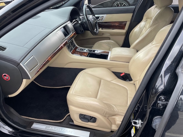 Used Jaguar XF 2014 for sale - 76212230: Photo 13