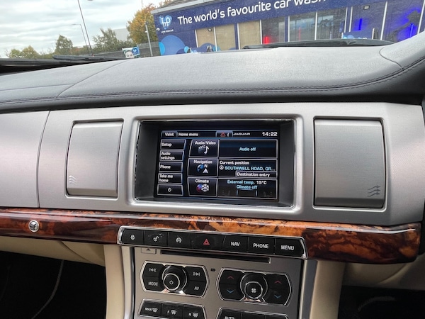 Used Jaguar XF 2014 for sale - 76212230: Photo 19