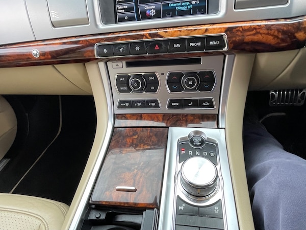 Used Jaguar XF 2014 for sale - 76212230: Photo 20