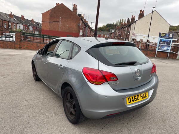 Used Vauxhall Astra 2011 for sale - 76312205: Photo 5