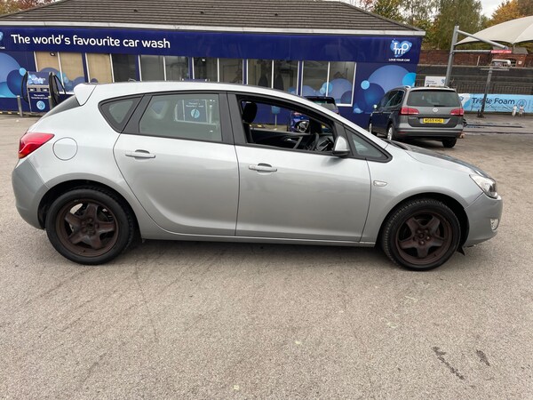 Used Vauxhall Astra 2011 for sale - 76312205: Photo 7
