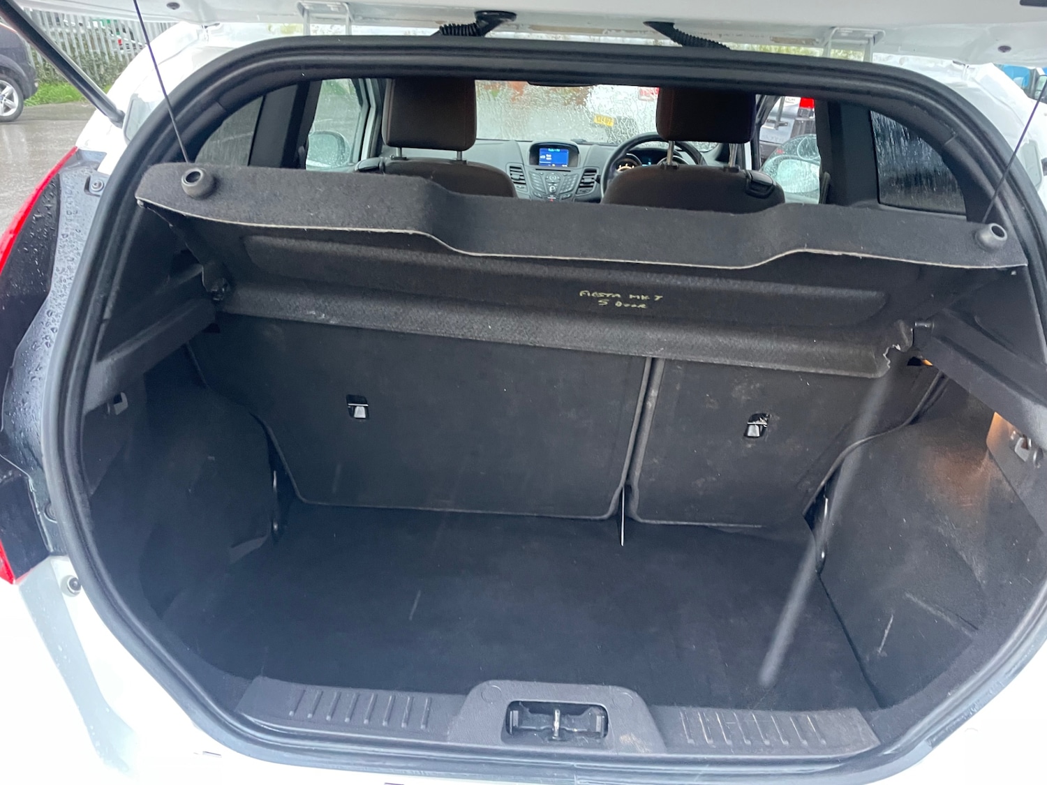 Used Ford Fiesta 2016 for sale - 77097084: Photo 9