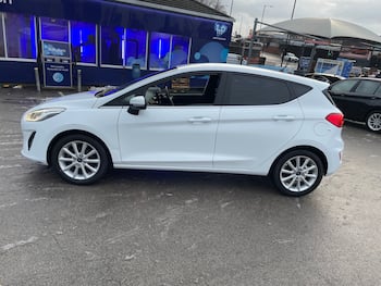 Used Ford Fiesta 2018 for sale - 79828511: Photo