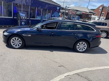 Used Jaguar XF 2019 for sale - 79369077: Photo