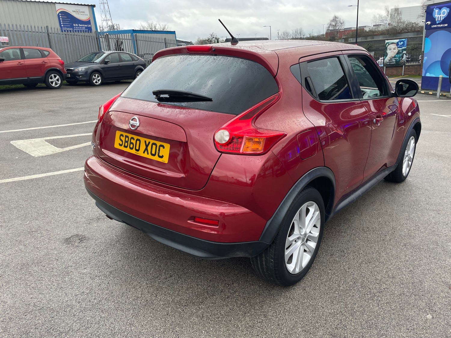 Used Nissan Juke 2011 for sale - 77450830: Photo 6