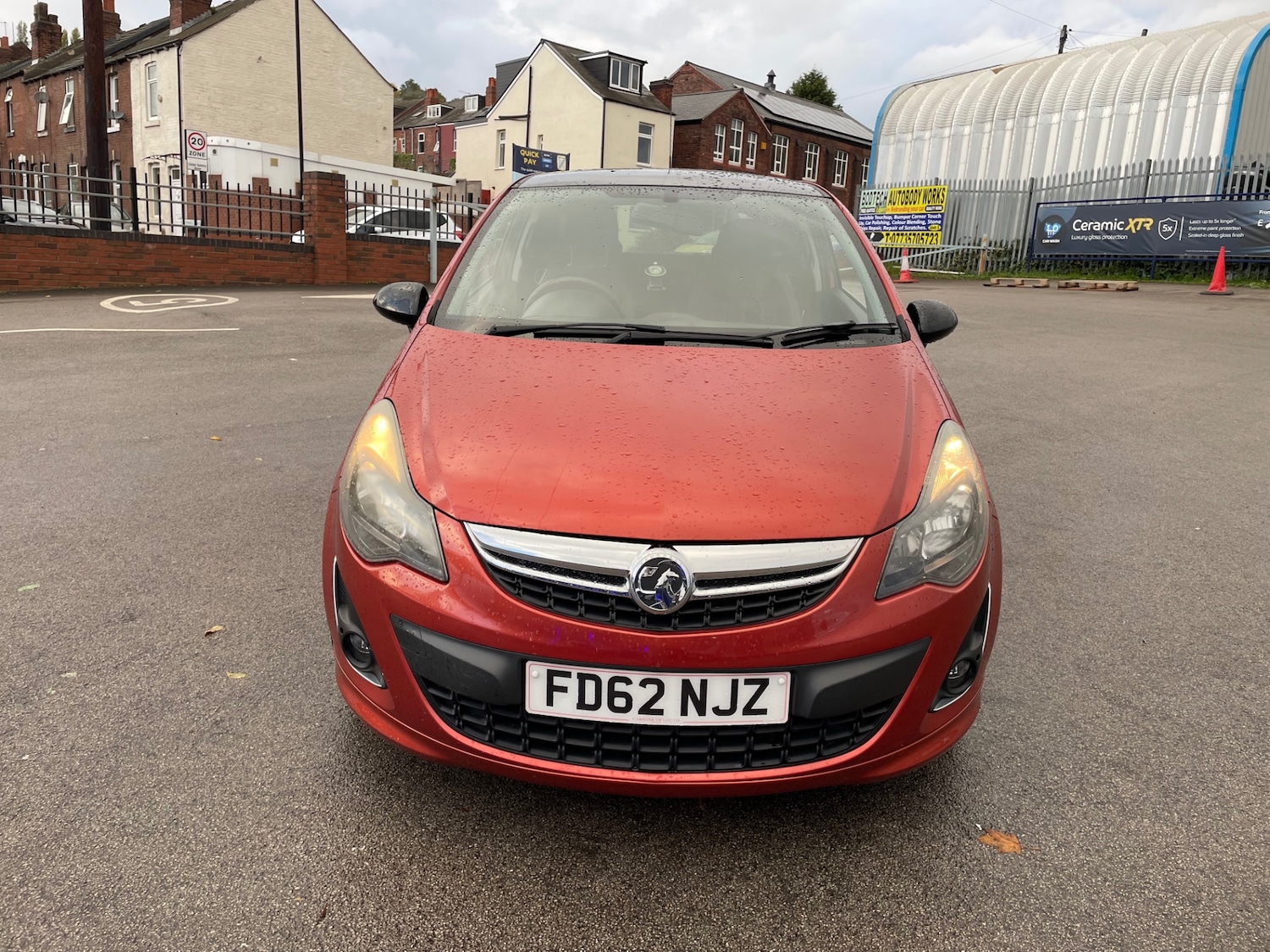 Used Vauxhall Corsa 2012 for sale - 77051794: Photo 2