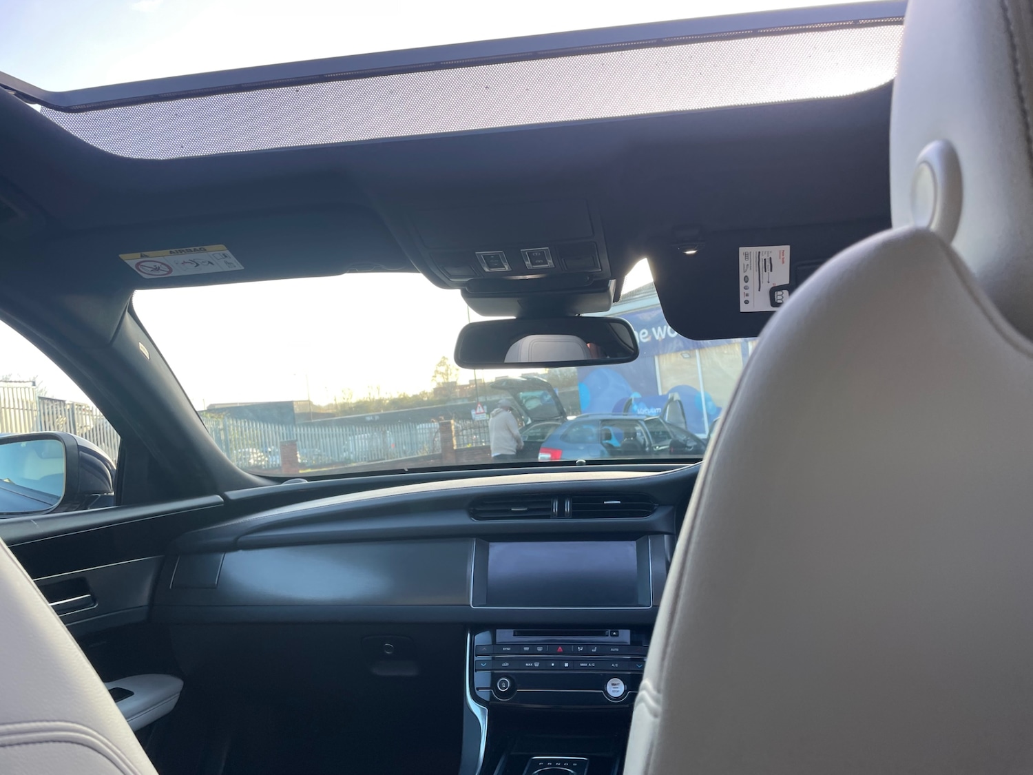 Used Jaguar XF 2016 for sale - 77556902: Photo 15