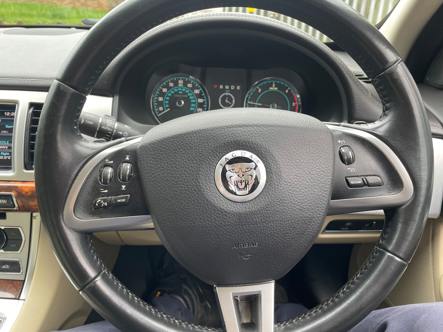 Used Jaguar XF 2013 for sale - 78098981: Photo 14