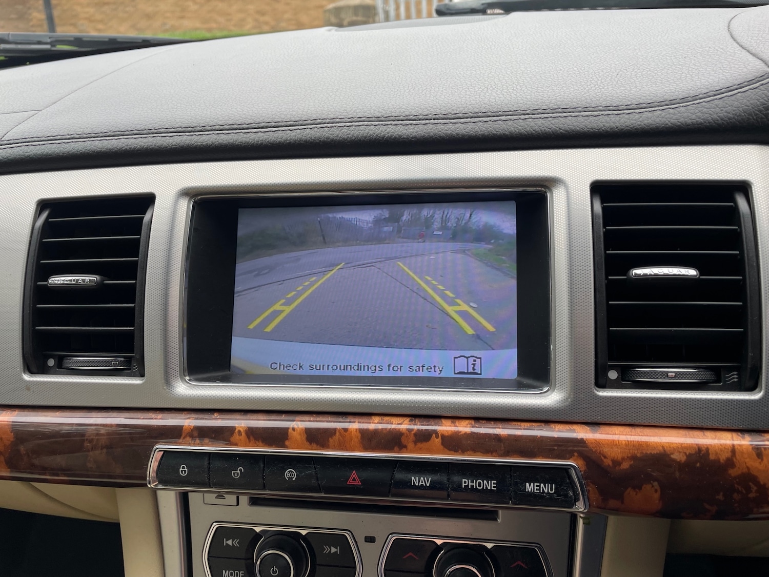 Used Jaguar XF 2013 for sale - 78098981: Photo 19