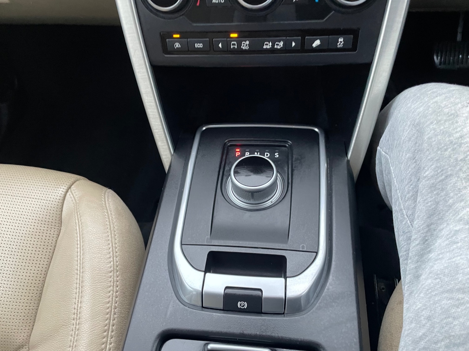 Used Land Rover Discovery Sport 2015 for sale - 78028977: Photo 18