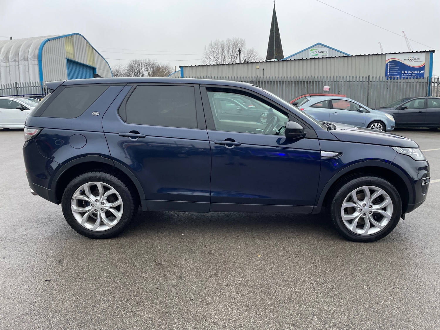 Used Land Rover Discovery Sport 2015 for sale - 78028977: Photo 8