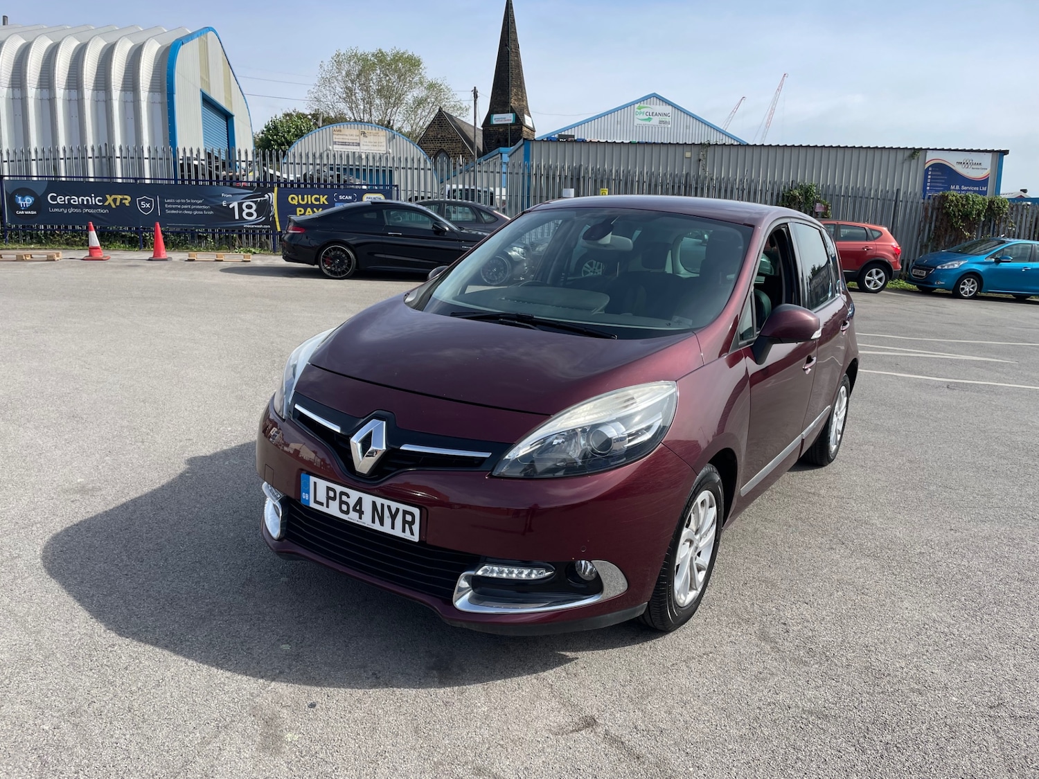 Used Renault Scenic 2015 for sale - 76367354: Photo 2