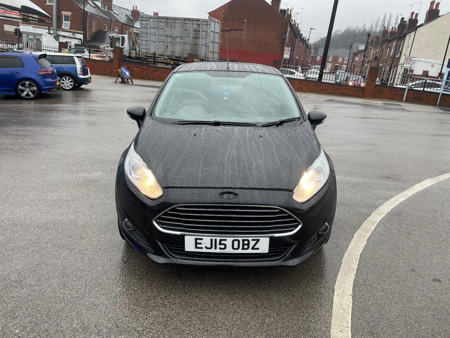 Used Ford Fiesta 2015 for sale - 77953706: Photo 2