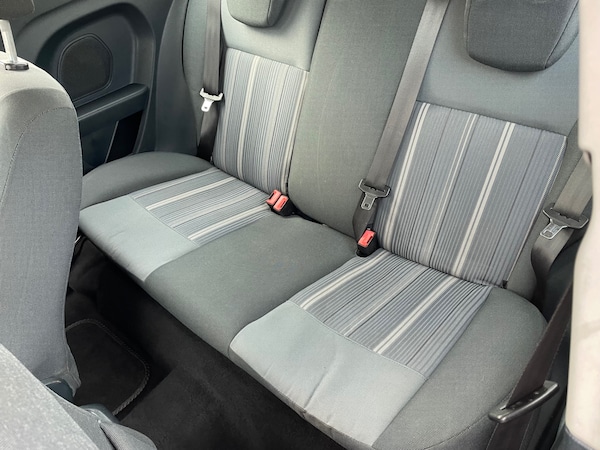 Used Ford Fiesta 2010 for sale - 76237101: Photo 10