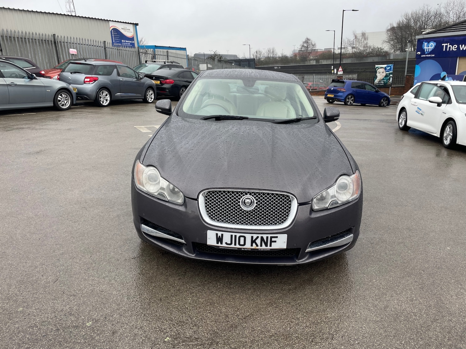 Used Jaguar XF 2010 for sale - 77951772: Photo 3