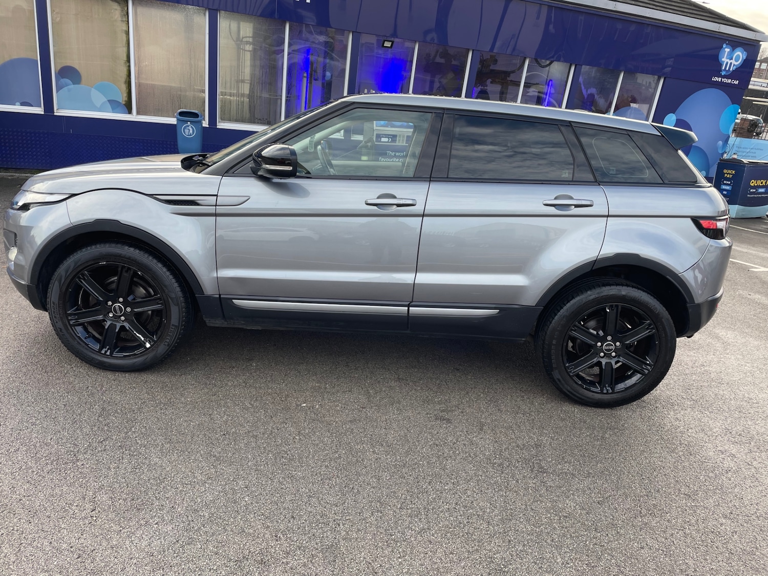 Used Land Rover Range Rover Evoque 2012 for sale - 77766303: Photo 4