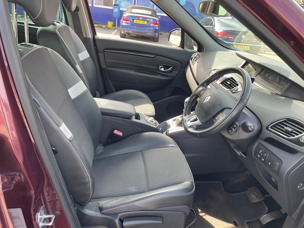 Used Renault Scenic 2015 for sale - 76236308: Photo 13