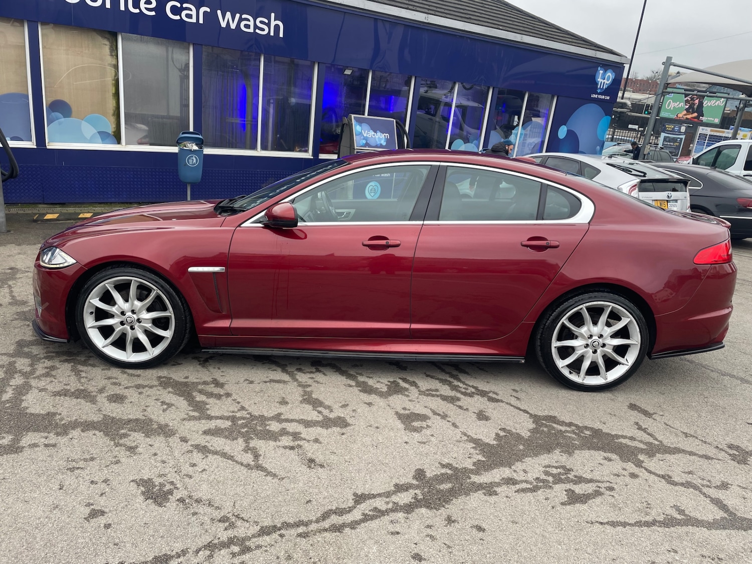 Used Jaguar XF 2011 for sale - 77822722: Photo 4