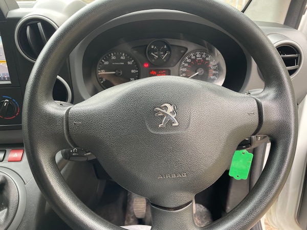 Used Peugeot Partner 2018 for sale - 76304447: Photo 14