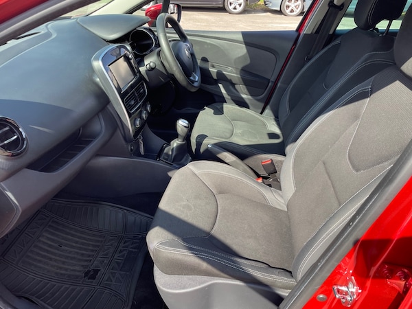 Used Renault Clio 2018 for sale - 76236435: Photo 11