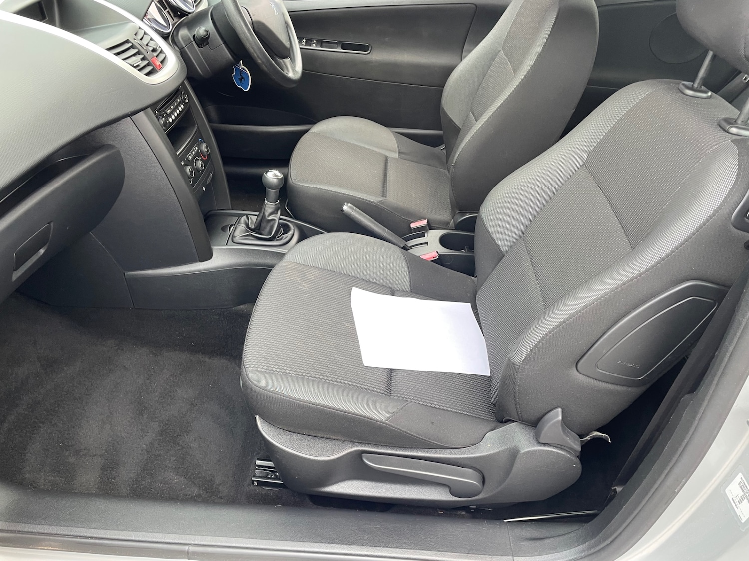 Used Peugeot 207 2010 for sale - 76911386: Photo 11