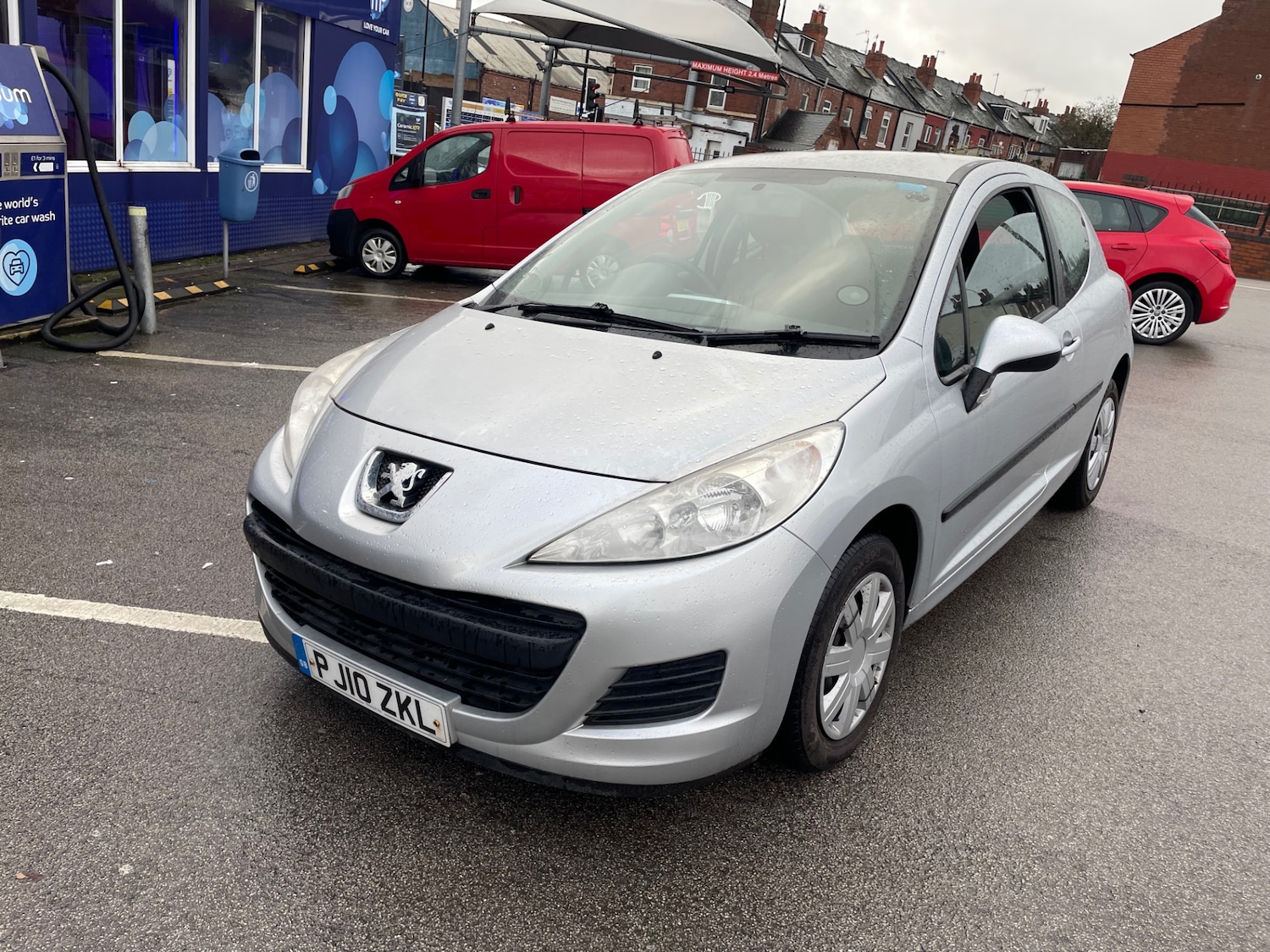 Used Peugeot 207 2010 for sale - 76911386: Photo 2